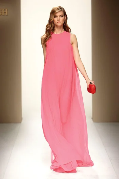 Look 46